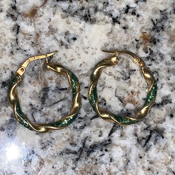 14K Vintage Yellow Gold Hoops 💚 - Picture 5 of 11